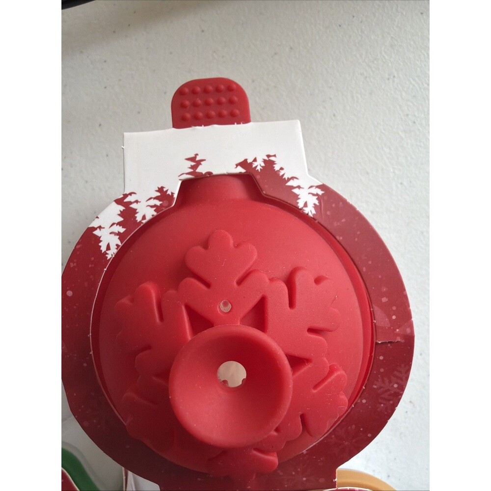 CWC Cook With Color Christmas Silicone Ice Mold Set Tree Gingerbread Snowflake - Picture 4 of 10